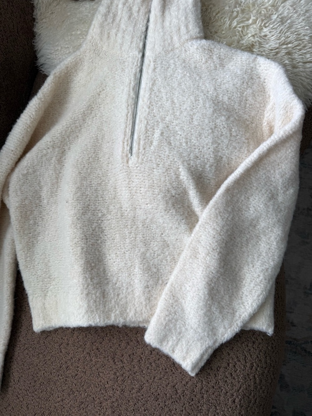 Aritzia Wilfred Free Gwyneth Sweater - Picture 2 of 7